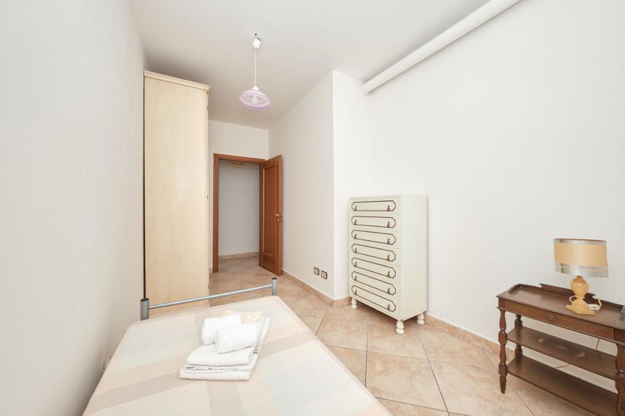 Appartamento Floriana Desenzano del Garda Esterno foto